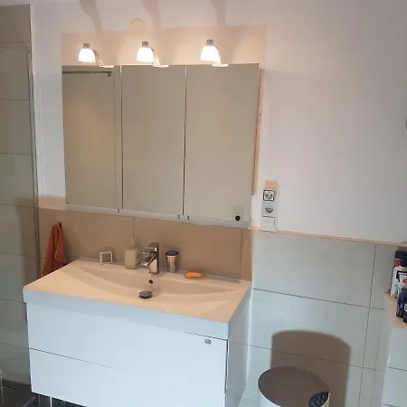 Zimmer 2 Nahe Thoraxklinik - Bad Und Kueche Geteilt Kwatera prywatna *